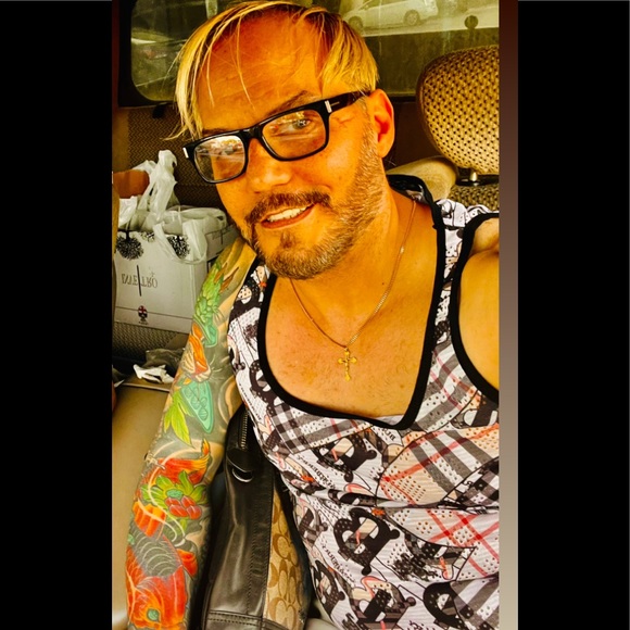 Meet your Posher, Joe - Picture 14 of 17